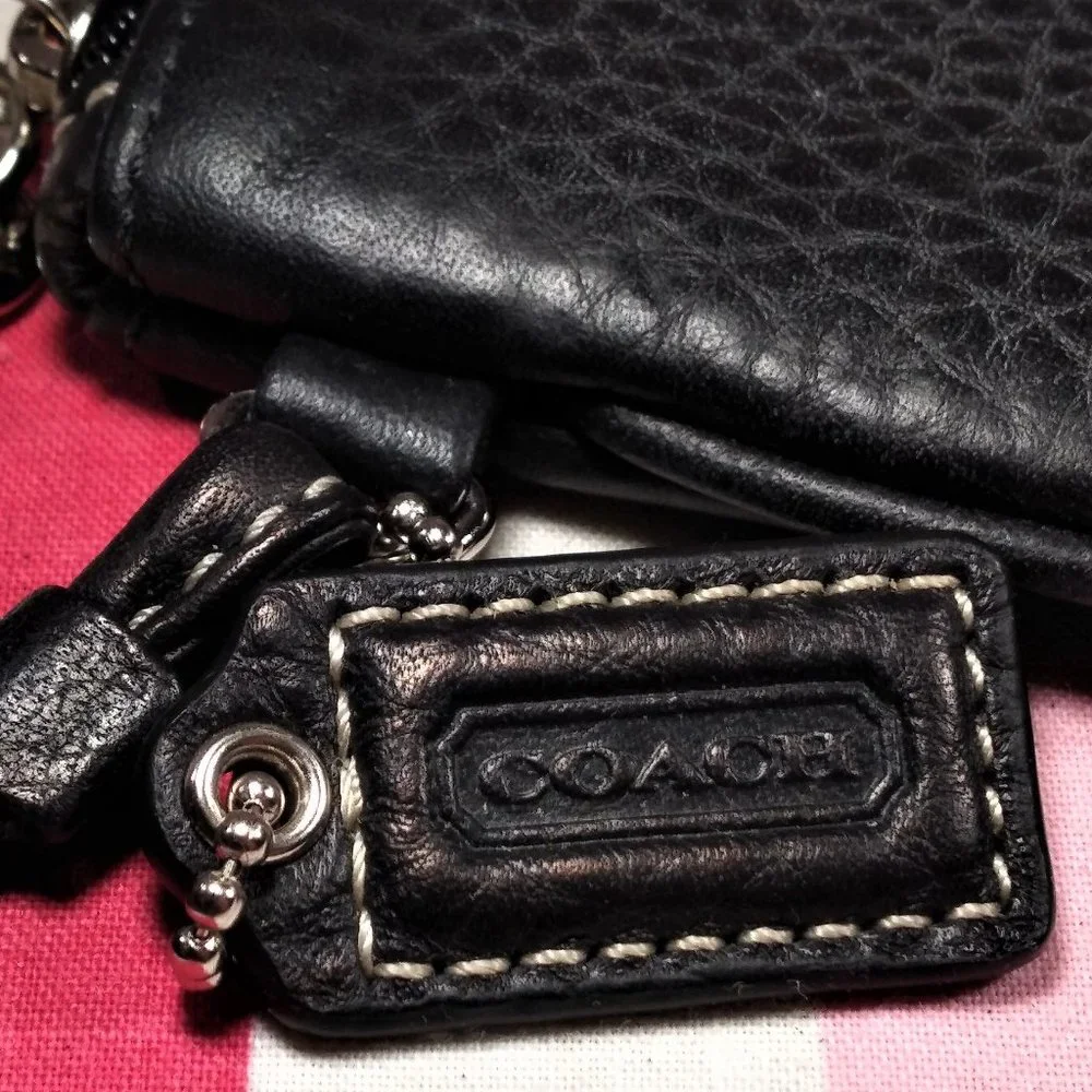 Charming Coach Black Pebble Leather Wristlet with Logo Hang Tag NEW Old Stock! - Picture 8 of 11